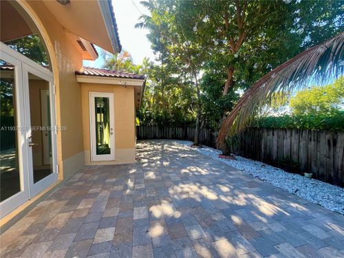 16020 Sw 91st Ct, Palmetto Bay, FL, 33157-3598 | Card Image