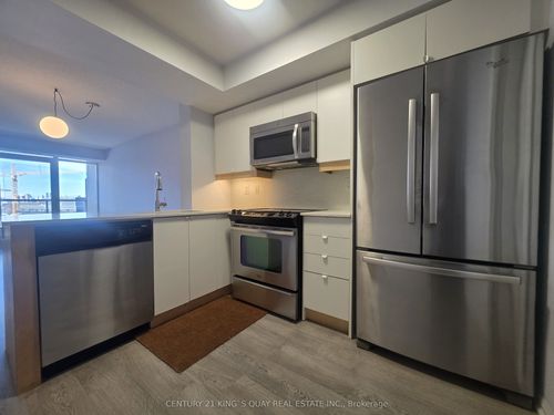 1816-125 Western Battery Rd, Toronto, ON, M6K3R8 | Card Image