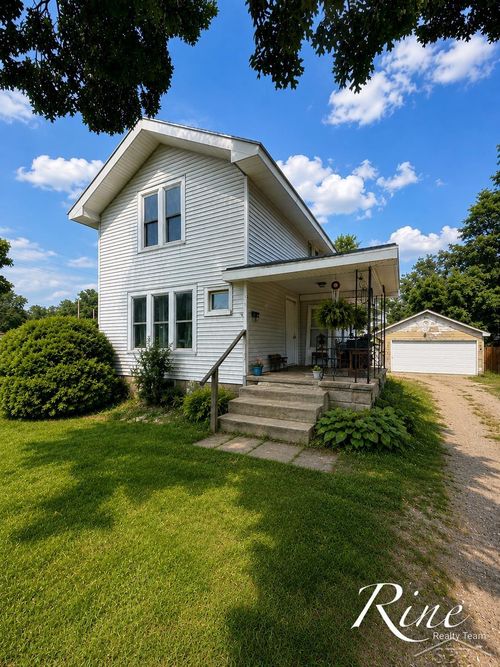 510 N Front St, Dowagiac, MI, 49047-1221 | Card Image