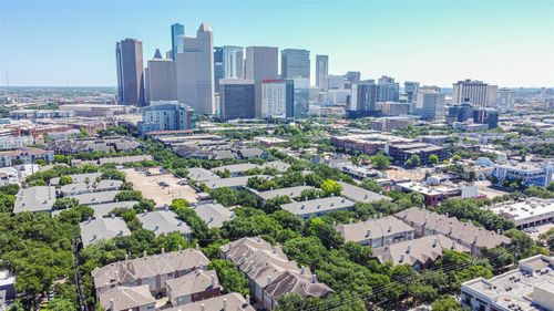227 Mcgowen St, Houston, TX, 77006-2235 | Card Image