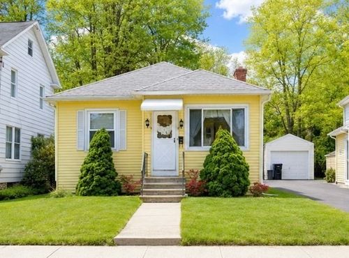 315 Hillside Ave, Holyoke, MA, 01040 | Card Image
