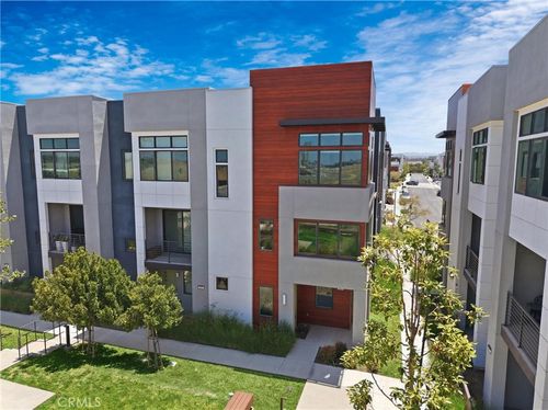 253 Waypoint, Tustin, CA, 92782-3757 | Card Image