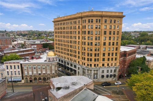 52-48-52 W Main St, Uniontown, PA, 15401-3342 | Card Image