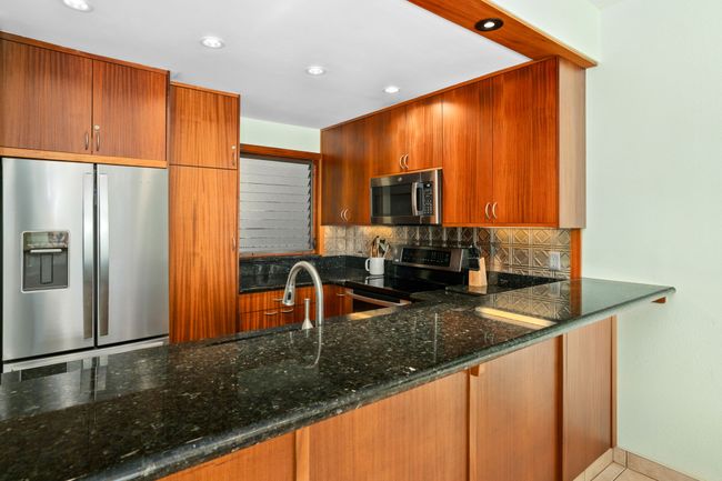 APT-211 - 1568 Pee Rd, Condo with 2 bedrooms, 2 bathrooms and null parking in KOLOA HI | Image 13