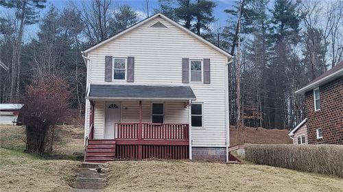 30 Klimkos Rd, Clune, PA, 15727-0199 | Card Image