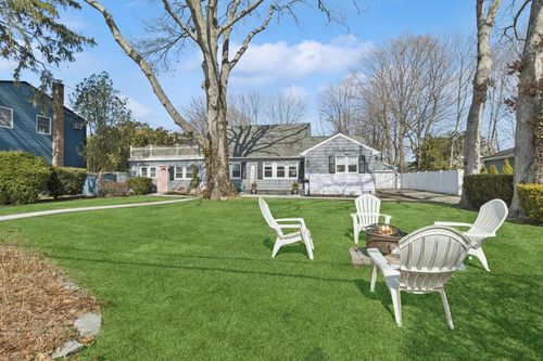 4023 Driscoll Ln, Seaford, NY, 11783-1911 | Card Image