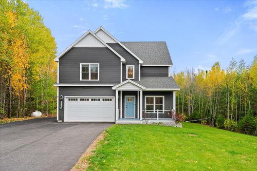 365 Walden Parke Way, Bangor, ME, 04401 | Card Image