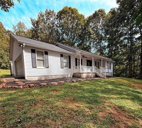 334 Summit Heights Dr, Nicholson, GA, 30565-1796 | Card Image