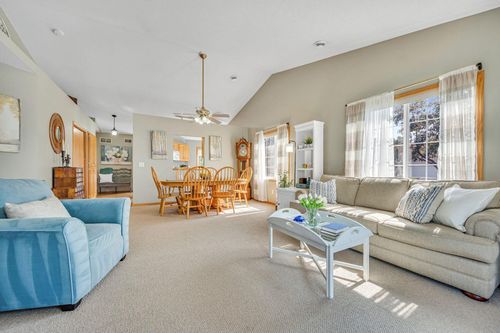 7057 Dupre Rd, Centerville, MN, 55038-7035 | Card Image