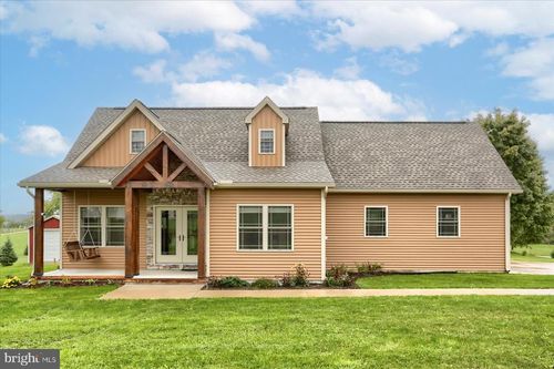 1506 Laurel Hill Rd, MOUNT PLEASANT MILLS, PA, 17853-8082 | Card Image