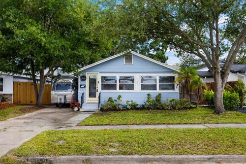 466 36th Ave N, ST PETERSBURG, FL, 33704-1326 | Card Image