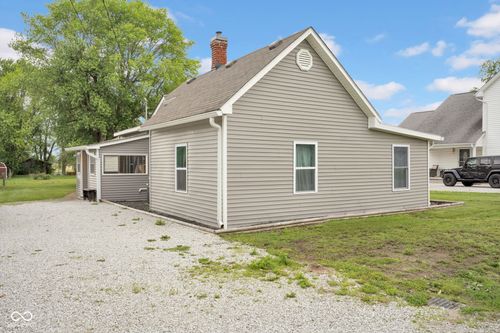 3324 W Water St, Vallonia, IN, 47281-9543 | Card Image