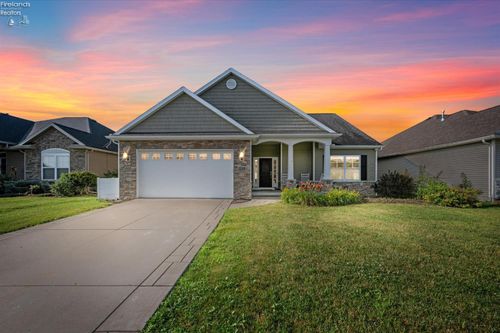 9931 Charles Glen Ln, Whitehouse, OH, 43571-9076 | Card Image