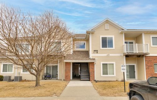 unit-6-1805 Sw White Birch Cir, Ankeny, IA, 50023-7221 | Card Image