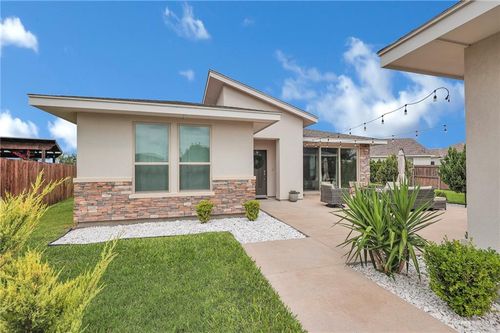 5237 Lost Creek Ln, McAllen, TX, 78504-9796 | Card Image