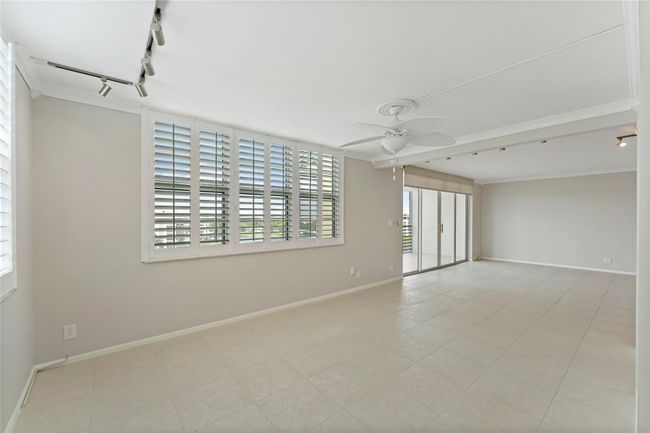 Den looking into living room, Balcony | Image 8