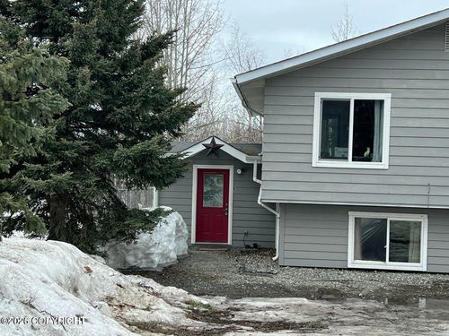 a-17137 Easy St, Eagle River, AK, 99577-7817 | Card Image