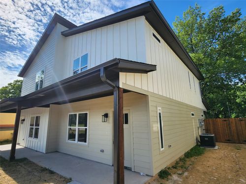 211 Trinity Street, Bridgeport, TX, 76426 | Card Image