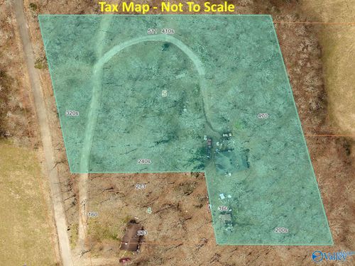 24792 Chapman Hollow Rd, Elkmont, AL, 35620-7826 | Card Image