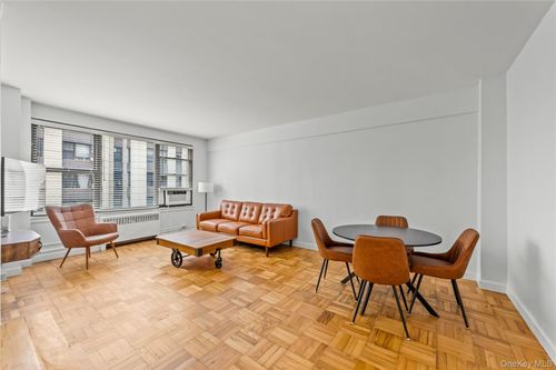 apt-1d-9825 64th Rd, Rego Park, NY, 11374-3401 | Card Image