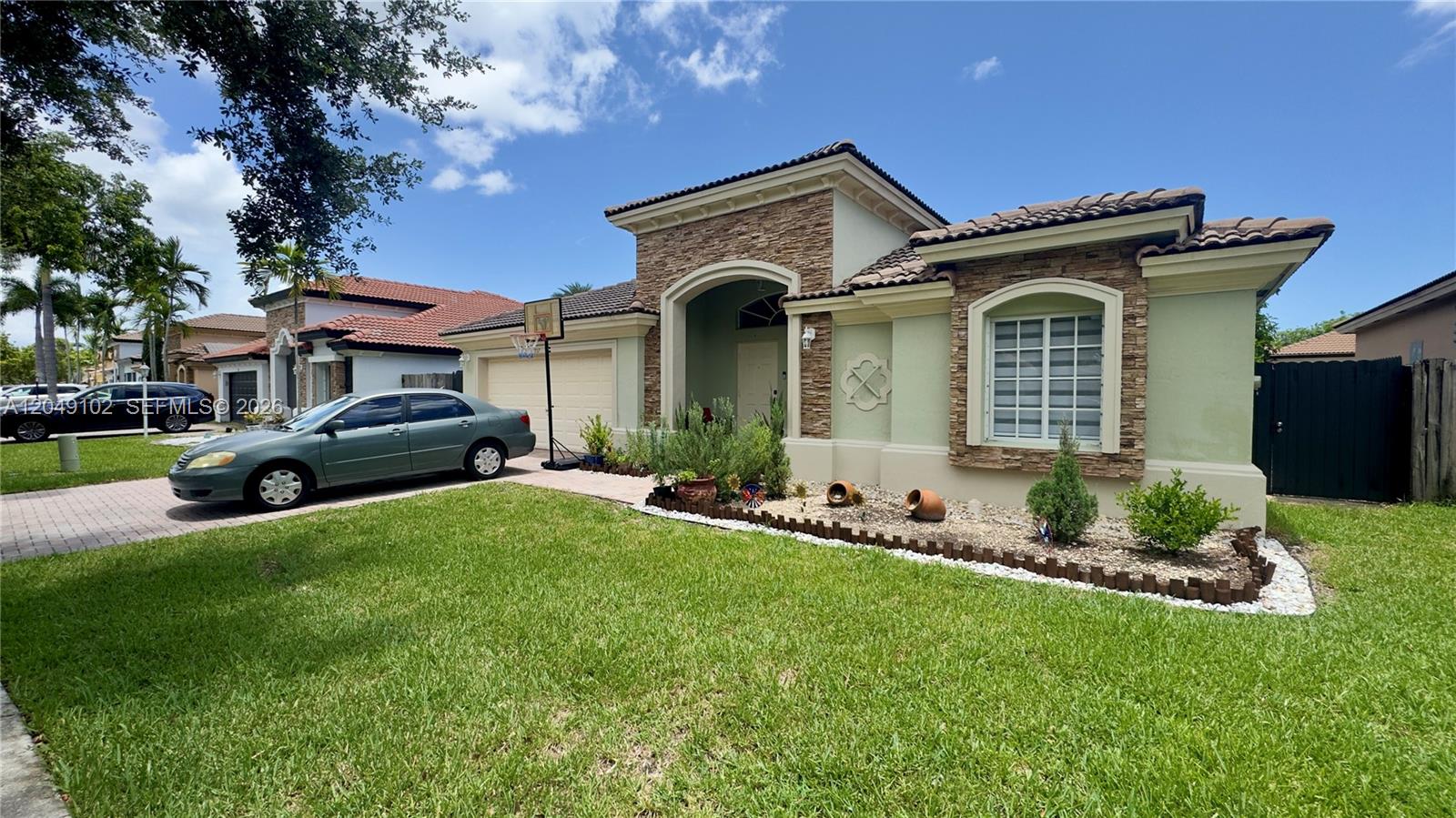 Residential in Homestead 3
