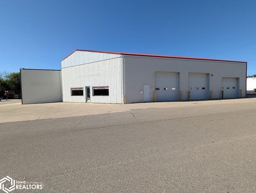 620 Central Ave, Northwood, IA, 50459-1516 | Card Image