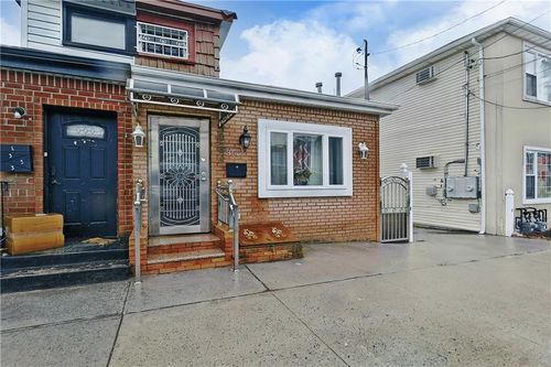 355 Beach 47th St, Far Rockaway, NY, 11691-1116 | Card Image