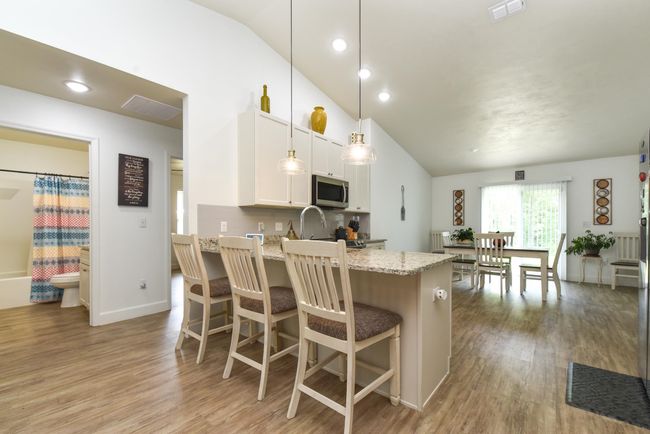 359 Mae Cato Dr, House other with 4 bedrooms, 2 bathrooms and null parking in MIDWAY FL | Image 8