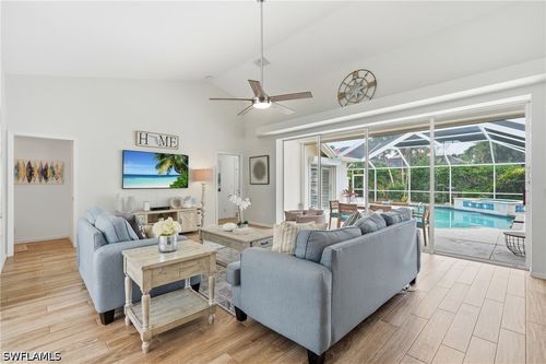 2019 Terrazzo Ln, NAPLES, FL, 34104-0828 | Card Image