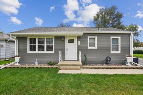 319 Marie Avenue, Elk Run Heights, IA, 50707 | Card Image