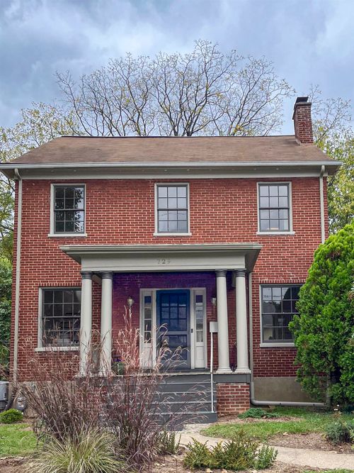 729 Selma Blvd, Staunton, VA, 24401-2862 | Card Image