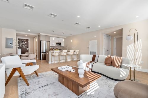 506-105 Washington St, Boston, MA, 02135-4378 | Card Image