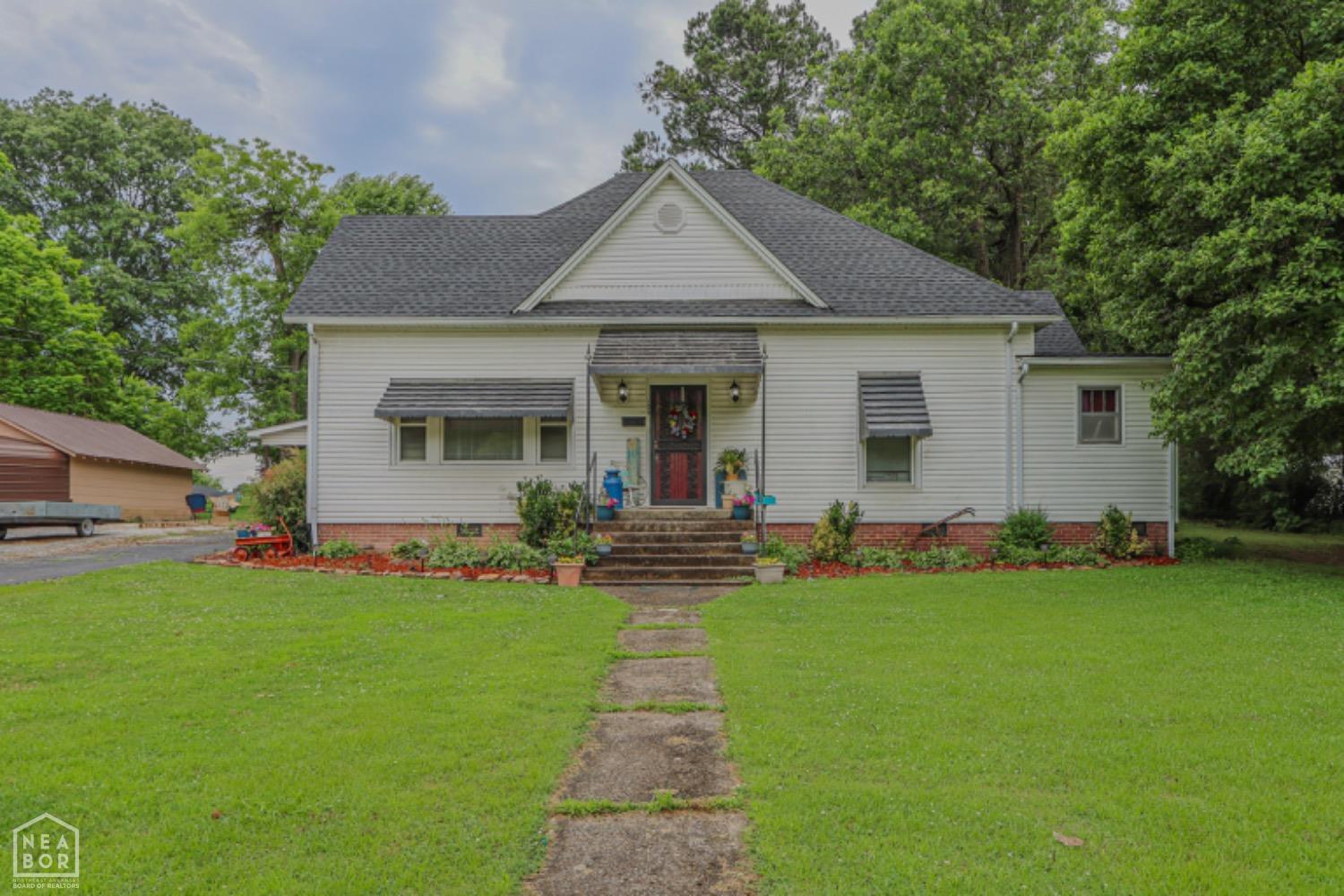 Fordyce St, Rector, AR 72461