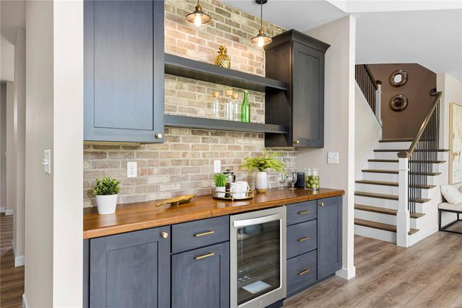 Photo representation of a similar home. Some features shown may be optional. | Image 9