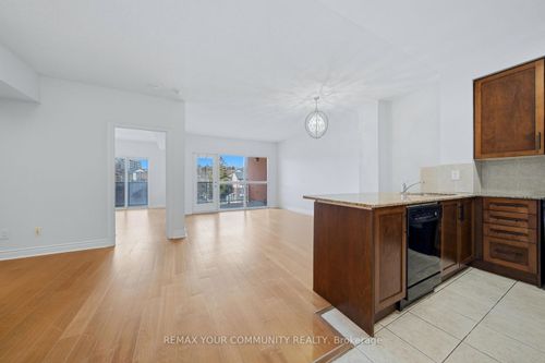 409-160 Woodbridge Ave, Woodbridge, ON, L4L0B8 | Card Image