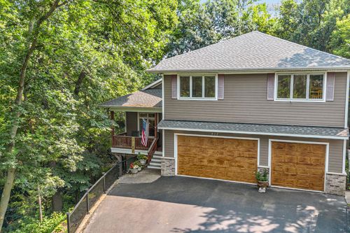 917 Parkview Ln, Victoria, MN, 55386-3708 | Card Image