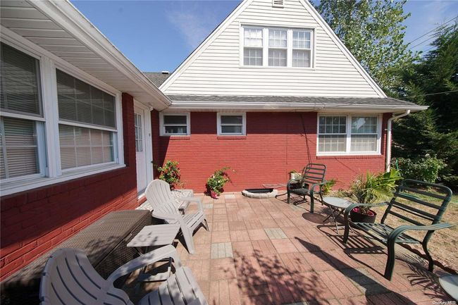 20 Birch Rd, House other with 5 bedrooms, 3 bathrooms and null parking in Malverne NY | Image 24