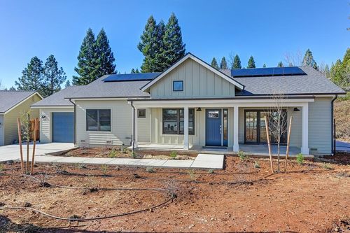 118 Ben Taylor Xing, Grass Valley, CA, 95945-0029 | Card Image