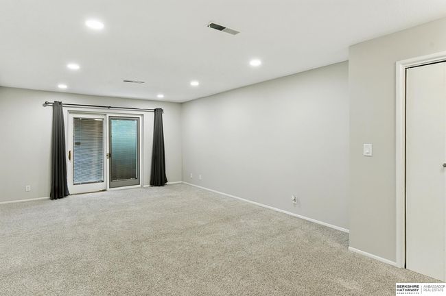APT-124C - 12727 W Dodge Rd, Condo with 2 bedrooms, 2 bathrooms and 1 parking in Omaha NE | Image 9