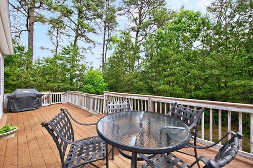 71 Cottage Cv, Plymouth, MA, 02360-6603 | Card Image
