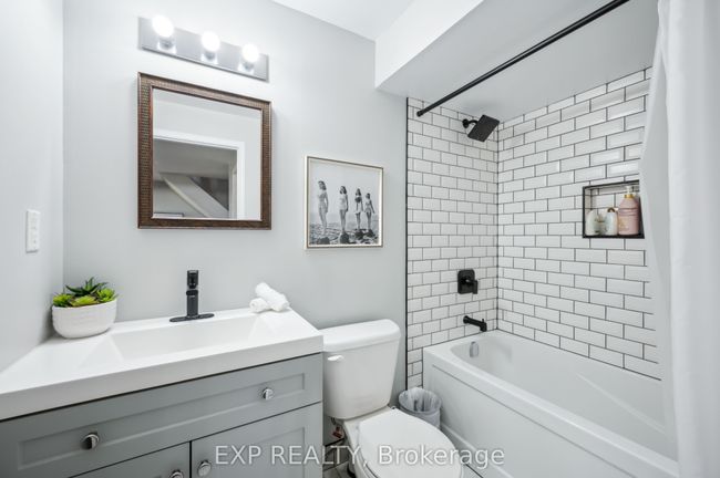 116 Dinison Cres, House attached with 3 bedrooms, 2 bathrooms and 3 parking in Kitchener ON | Image 20