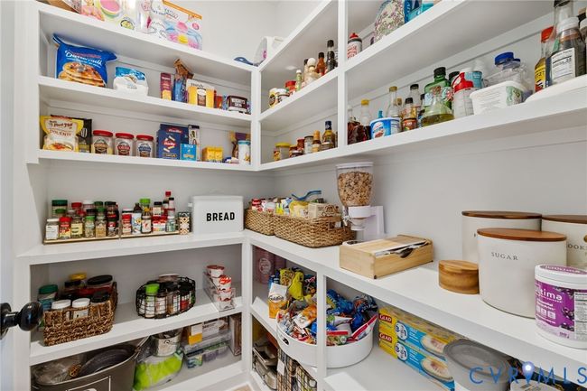 View of pantry | Image 14
