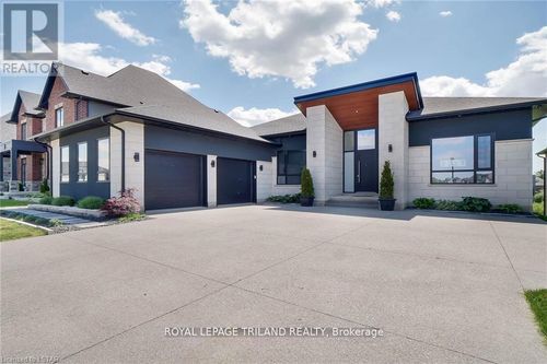 7353 Silver Creek Cir, London, ON, N6P0G8 | Card Image