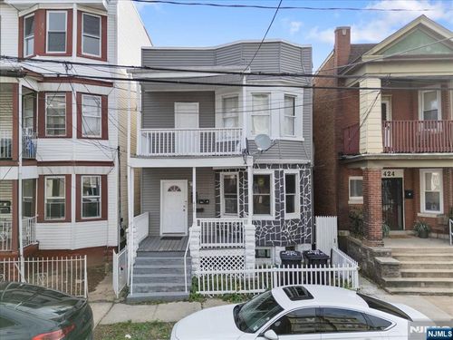 422 Jelliff Ave, Newark, NJ, 07112-2716 | Card Image