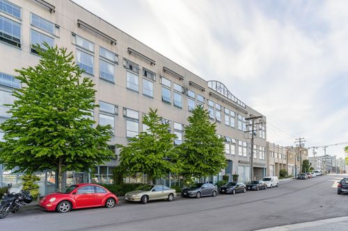 211-336 E 1st Ave, Vancouver, BC, V5T4R6 | Card Image