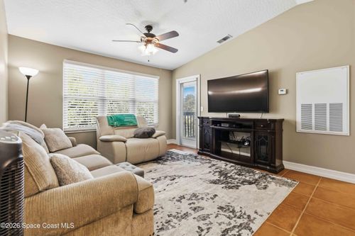 519-7667 N Wickham Rd, MELBOURNE, FL, 32940-8148 | Card Image