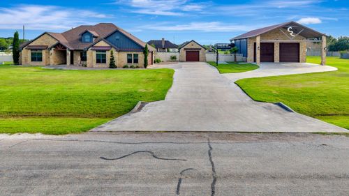 121 Spring Rdg, Victoria, TX, 77904-3900 | Card Image