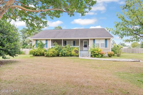 116 Jones St, Holly Ridge, NC, 28445-8697 | Card Image