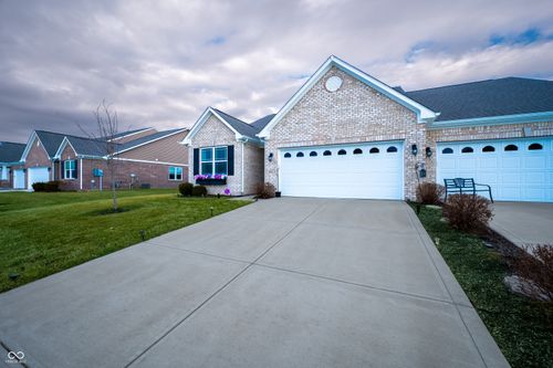 1565 Sadler Way, Avon, IN, 46123-5677 | Card Image