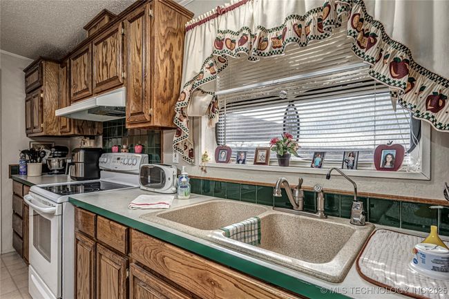 25209 E County Road 1730, House other with 4 bedrooms, 3 bathrooms and null parking in Elmore City OK | Image 21
